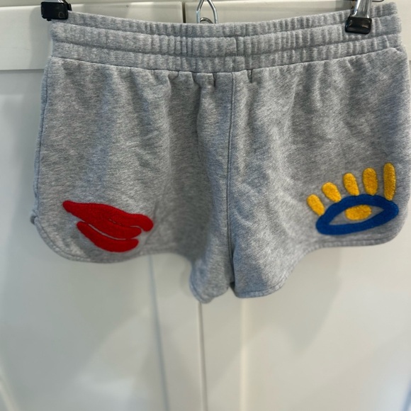 Stella McCartney Gray Kids Shorts with Fun Patches! *Missing drawstring* - Picture 2 of 8